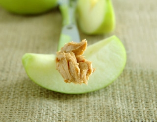 apple-peanut-butter