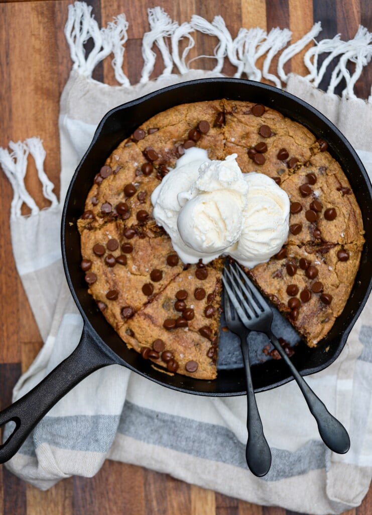 Skillet Peanut Butter Chocolate Chip Cookie - Joy Bauer
